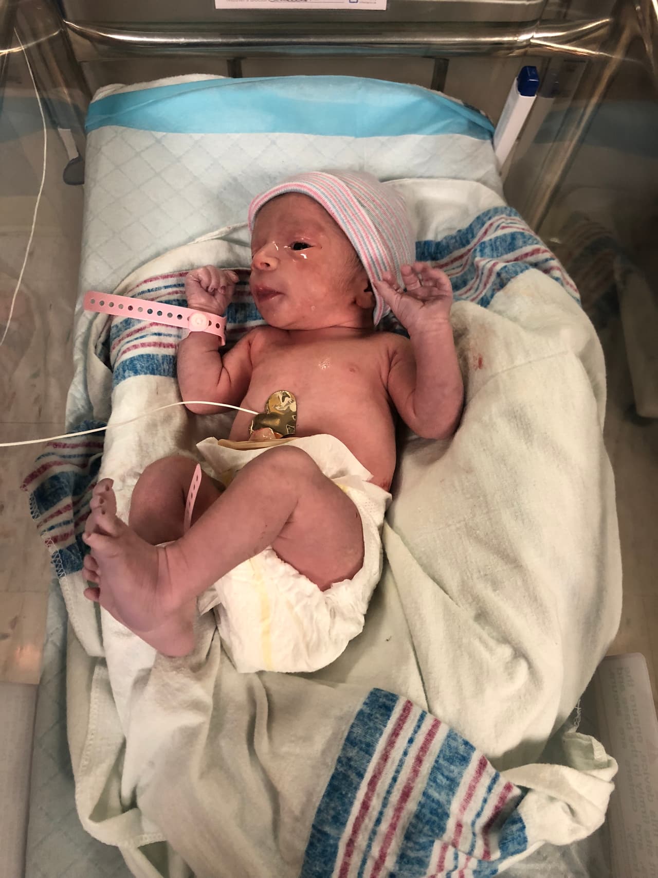 La primera niña nacida el primero de enero en el Hialeah Hospita,l a las 9:15 am, es Nathaly González. Pesó 5 libras y sus padres son Javier Gonzalez y Enelida Vargas.