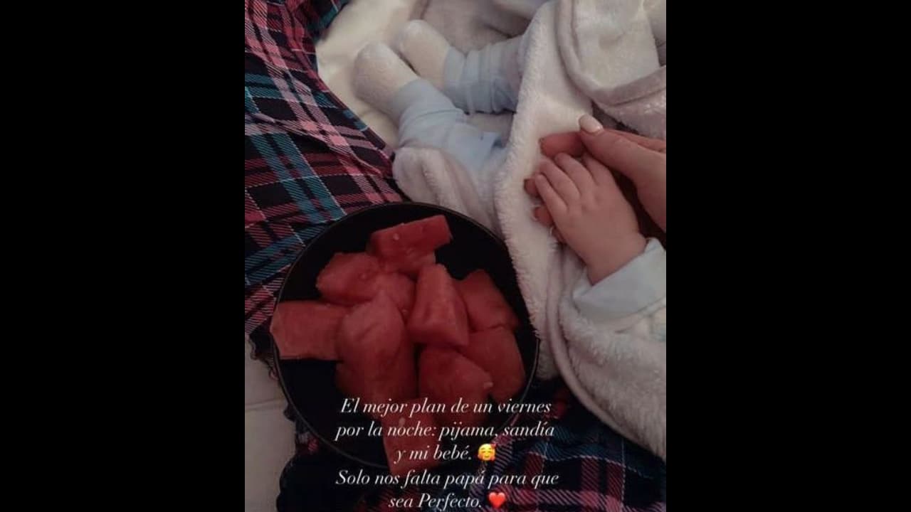 Cynthia Rodríguez comparte tierna foto junto a su hijo León