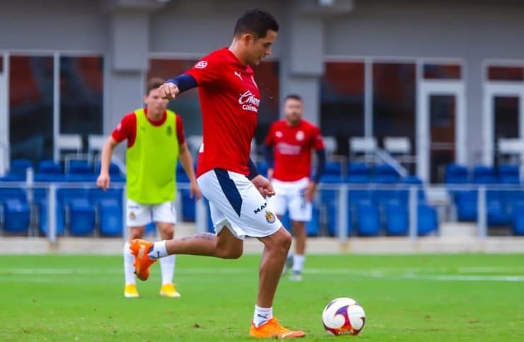 Chivas entrenó en McAllen y se preparan para volar a San Antonio, Texas.