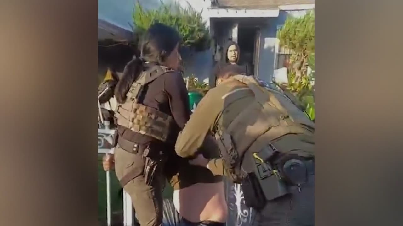 70% de detenidos por ICE en LA no tenía cargos, revela estudio de UCLA