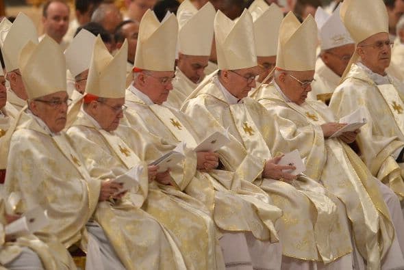 - 150: los cardenales que concelebrarán la misa.