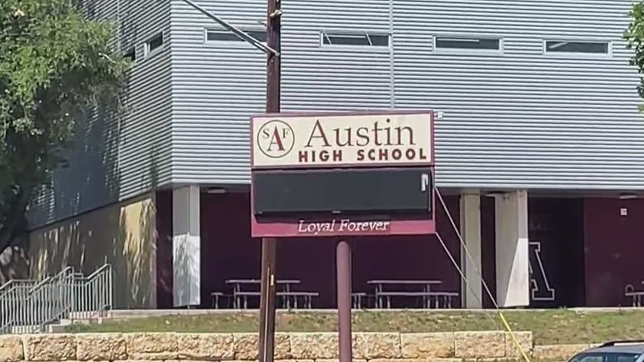 Madre de familia denuncia que su hijo sufrió heridas graves por acoso escolar en Austin
