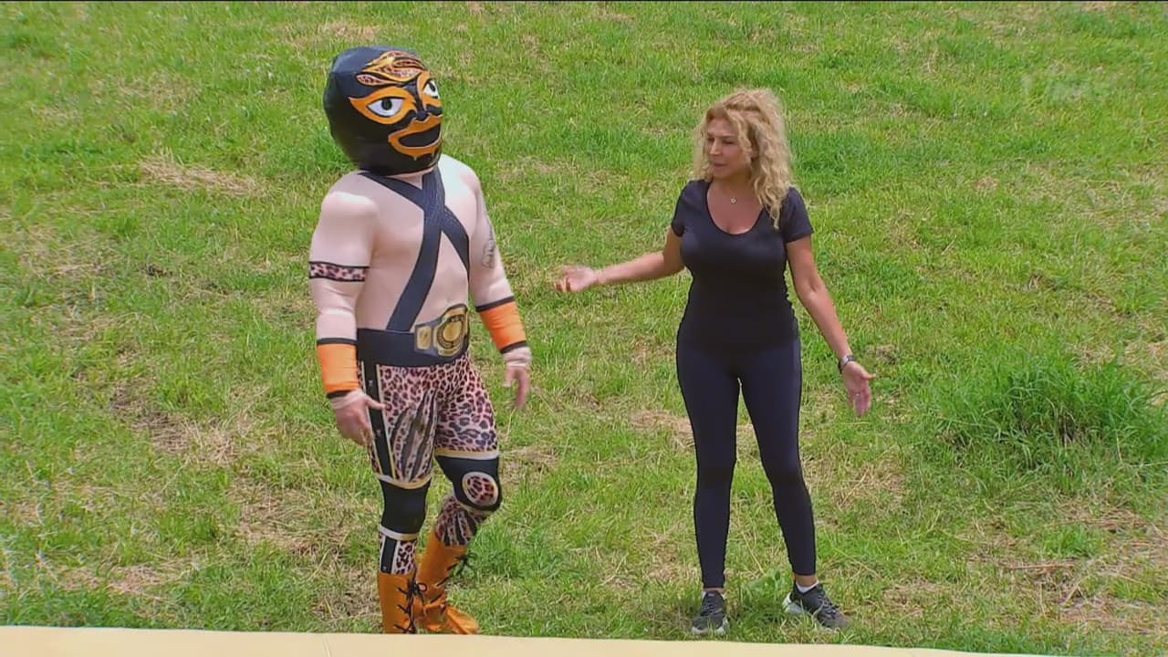 Las personalidades fueron floreciendo, como cuando Cristian y Adriana explotaron al no saber cómo comunicarse en el juego de los luchadores, en el que ella tenía que dirigirlo para alcanzar una recompensa que sería de mucha ayuda.