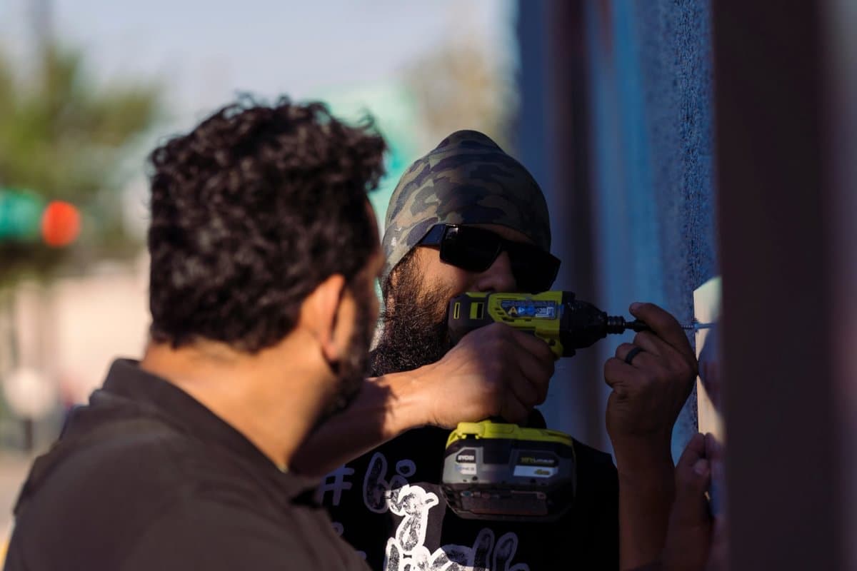 El mural muestra a la leyenda local de la lucha libre
<b>Black Star Reynosa y fue pintado por el artista chicano Jesús «CIMI» Alvarado</b>.