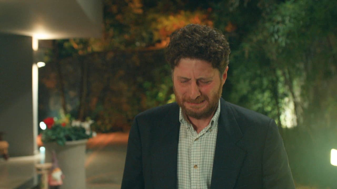 Ozan se marcha destrozado de casa de Karsu