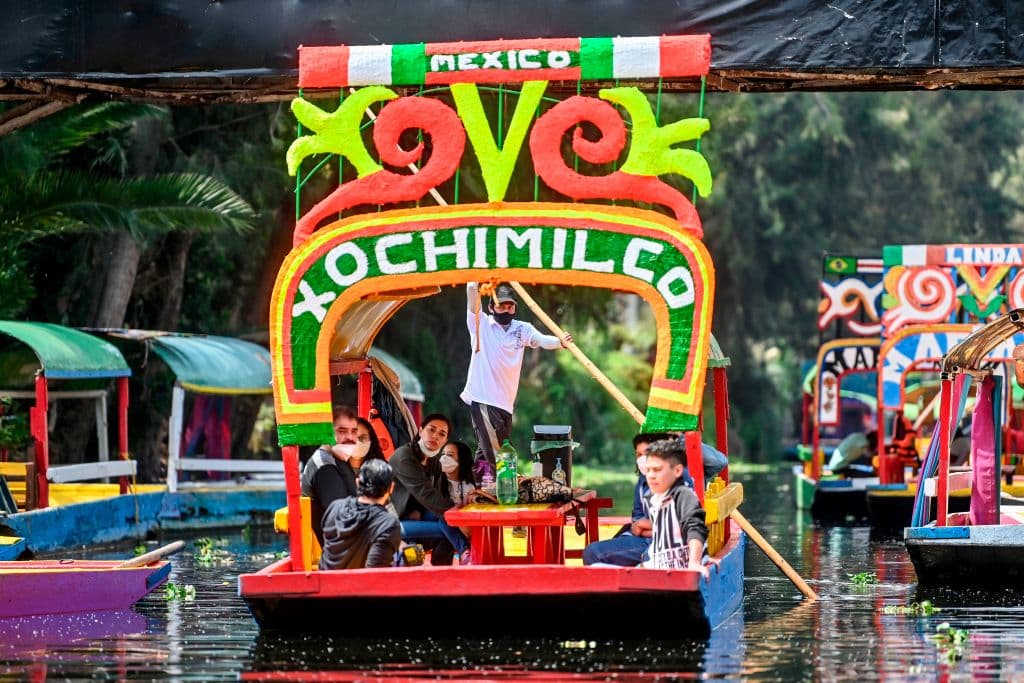 El Departamento de Estado de Estados Unidos (DOS) 
<a href="https://travel.state.gov/content/travel/en/traveladvisories/traveladvisories/mexico-travel-advisory.html" target="_blank">actualizó al nivel 4, de alerta máxima</a>, su sugerencia de viajes a México, tanto por la pandemia del coronavirus como por la incidencia del crimen en varios estados del país, a los que pidió directamente no viajar.