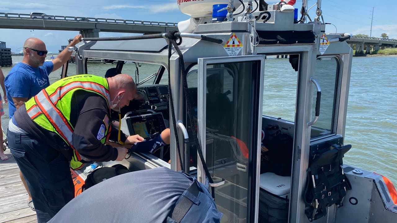 Una adolescente de 19 años sufre picadura de una mantarraya cerca de la isla Tybee