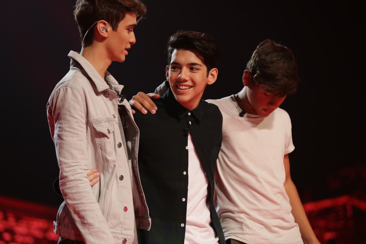 Una noche donde se le hizo honor al Latin GRAMMY, hubo sorpresas y la eliminación de un chico más. Esta noche le dijimos adiós a Sebastián y los jueces, además de no tener paciencia, fueron difíciles de complacer.