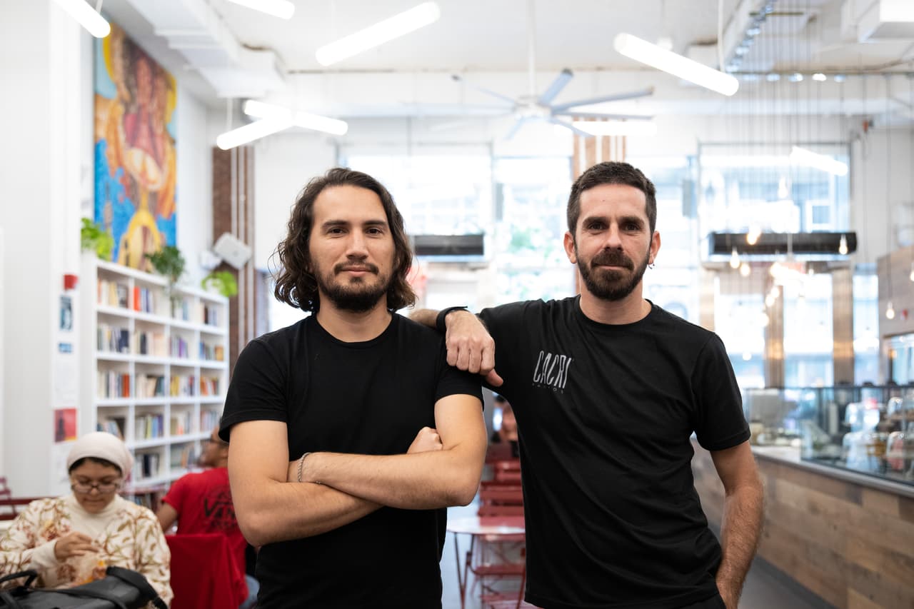 La exposición está a la vista desde el 24 de septiembre en 320 W 37th ST (entre las avenidas 8 y 9) en la ciudad de Nueva York.