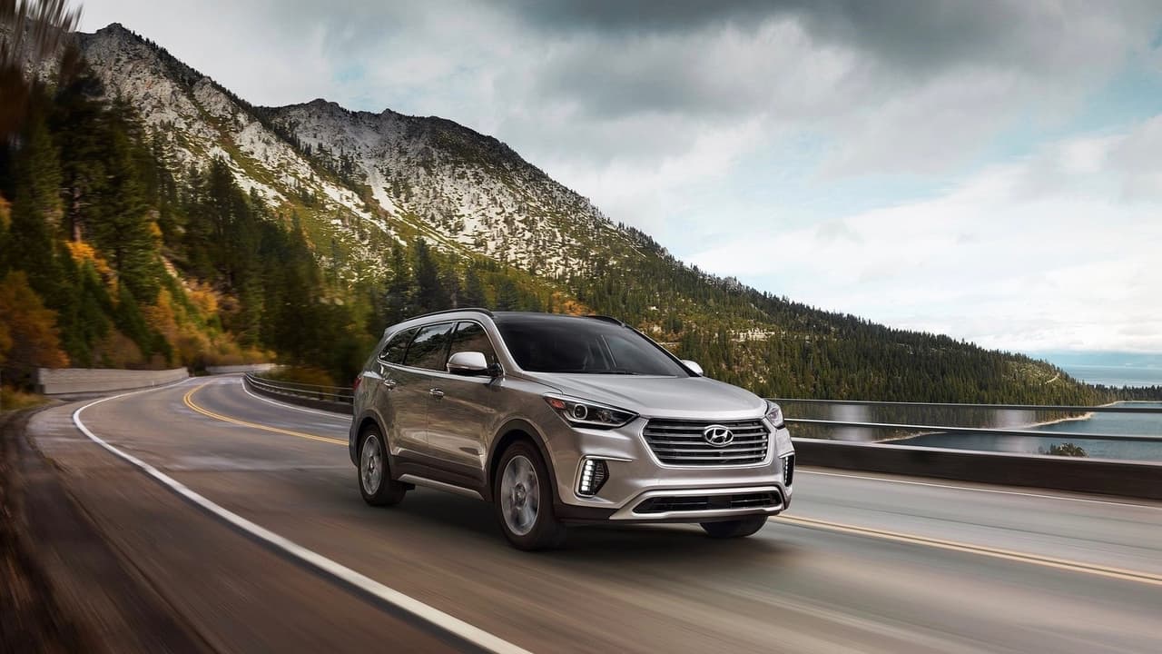 <h3 class="cms-h3-H3">10. Hyundai (57 puntos)</h3>
<br>Las áreas más problemáticas para el fabricante fueron la transmisión automática de siete velocidades y embrague doble con cambios abruptos y problemas en su programación y el motor turbo de 1.6 litros de las SUV Tucson. La SUV Santa Fe por otra parte mostró una gran confiabilidad. Hyundai logró el mismo puesto que obtuvo el año pasado en la clasificación.
<br>Modelo más confiable:
<b> Hyundai Ioniq</b>
<br>Modelo menos confiable: 
<b>Hyundai Santa Fe</b>