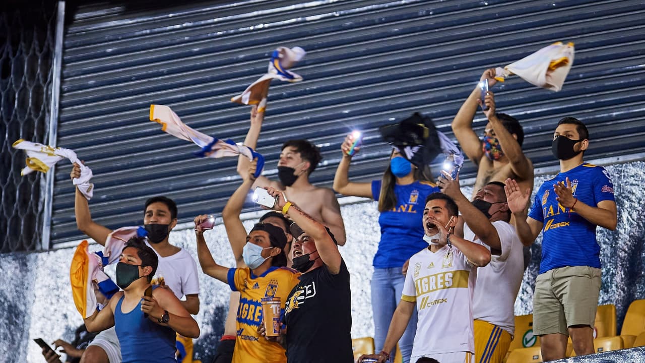 Afición de Tigres rendirá homenaje al Tuca en el Clásico Regio