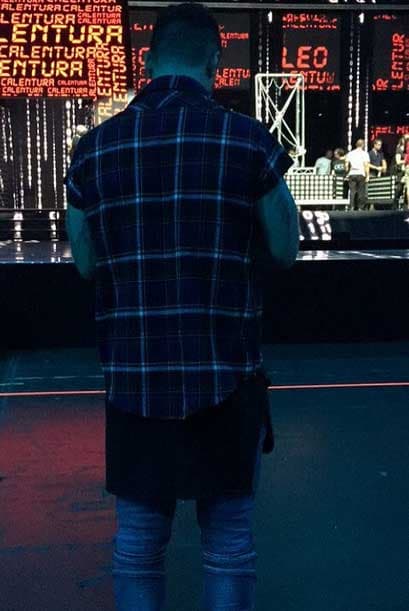 Aquí mostrándonos uno de sus ángulos y seguro él ni en cuenta de cómo lo captamos.