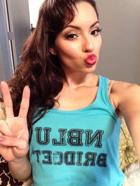 ¡Pero qué besotes se repartieron en esta novena temporada de Nuestra Belleza Latina! Algunos muy tiernos y muestras de gran cariño y otros tan intensos, que desbordaron tremenda pasión. ¿Quieren ver este exquisito repertorio?