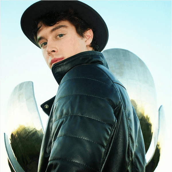 Adán Allende no es sólo el hijo de Fernando Allende.