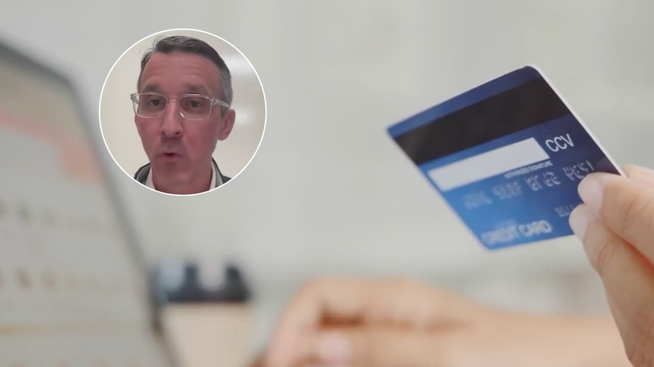 ¿Cómo cuidar tus finanzas en línea en época navideña? Experto explica