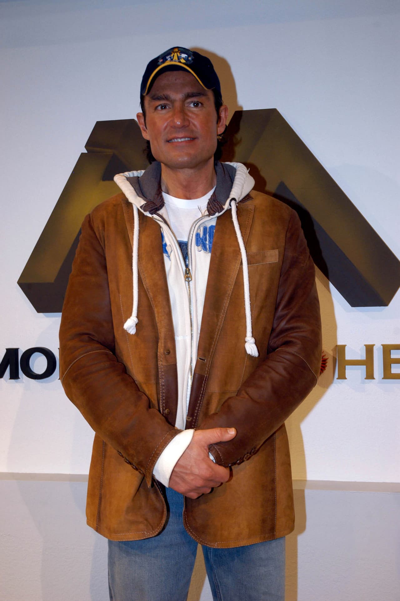 “Yo nunca lo he dejado de lado, lo que pasa es que en verdad esto a veces es muy complicado. Yo no soy tampoco la persona más sencilla del mundo, evidentemente”, reconoció el actor.