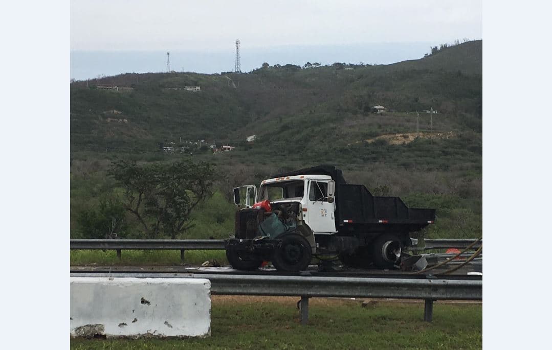 Restablecen el tránsito en la PR-52 tras derrame de combustible 