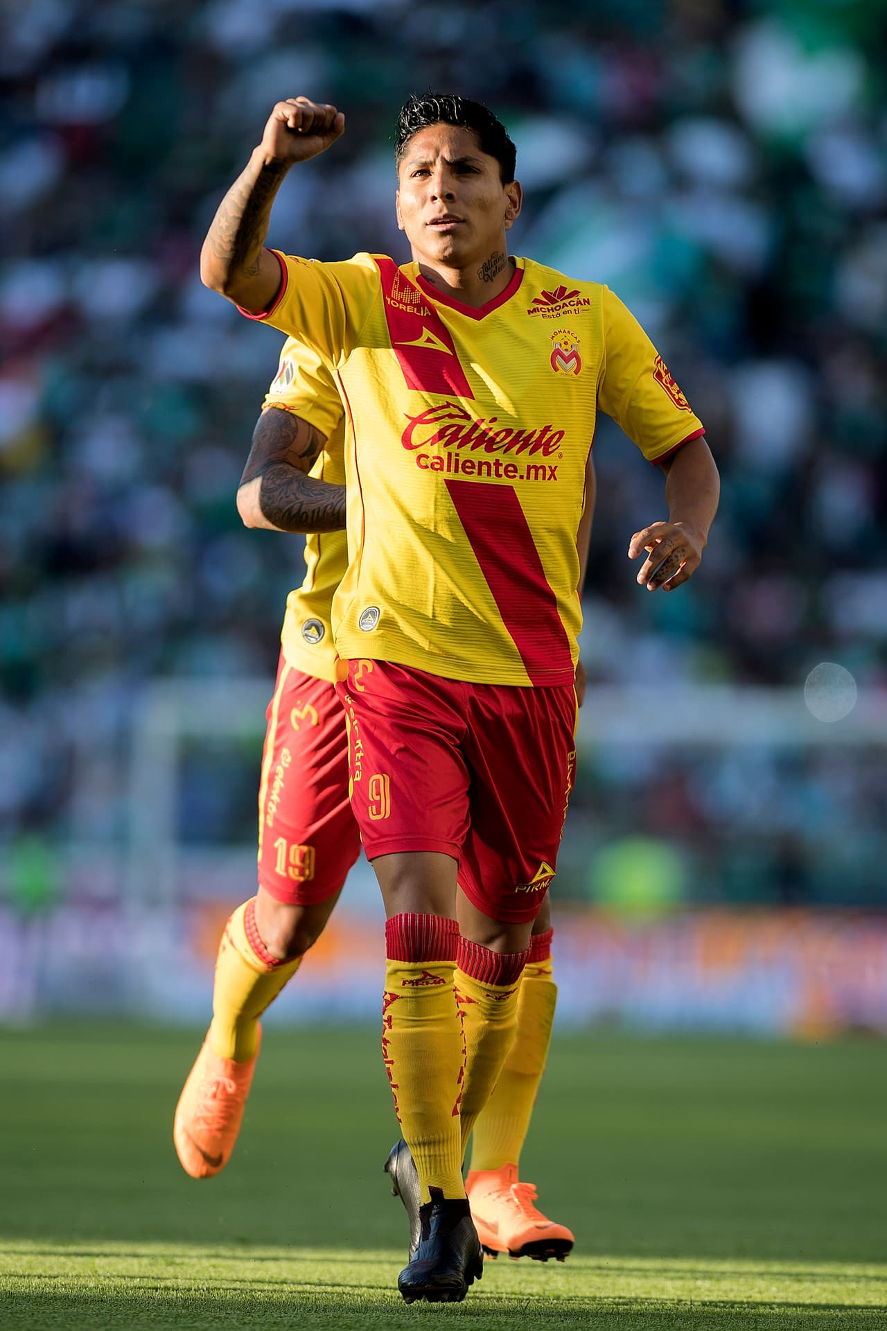 Raúl Ruidíaz amplió la ventaja al minuto 40 tras ejecutar de buena forma un tiro penal.