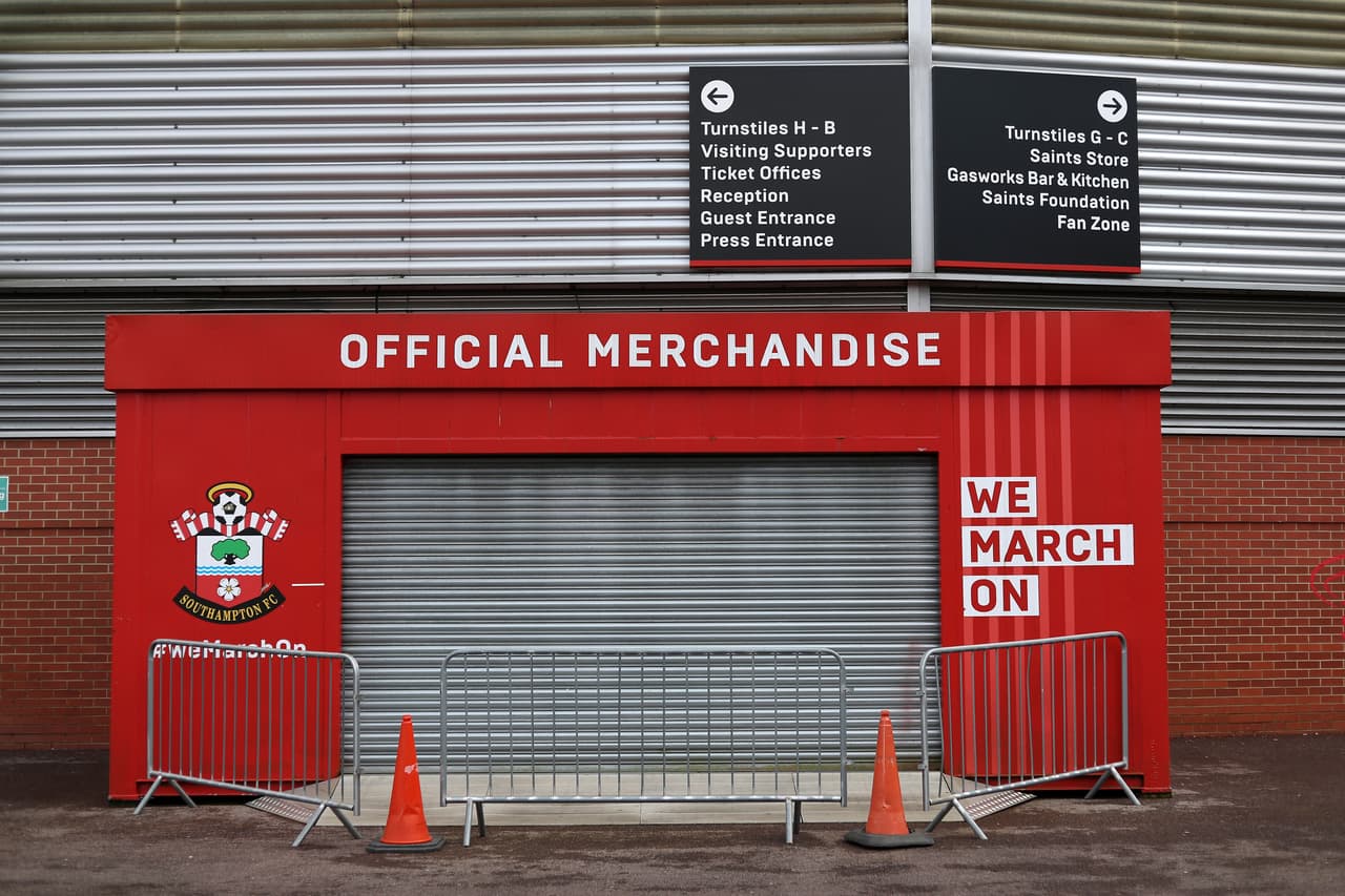 Equipo de la Premier League sugiere terminar la temporada en China