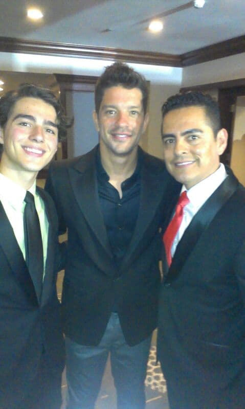 Jordan no dejó que su falta de español fuera impedimento. Este chico ha vivido siempre para la música.