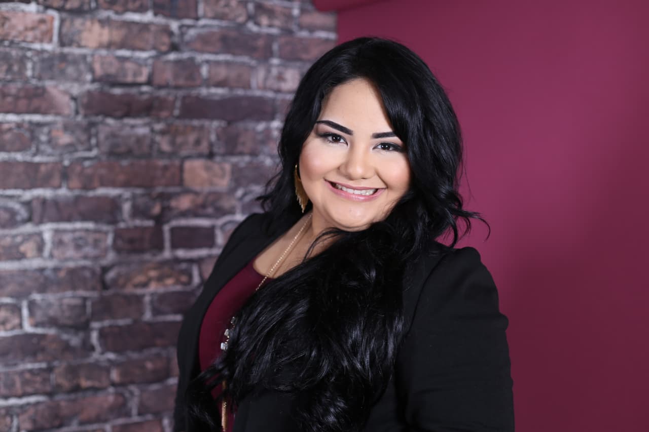 Originaria de Swansboro, NC, Sandra Padilla tiene 25 años de edad.