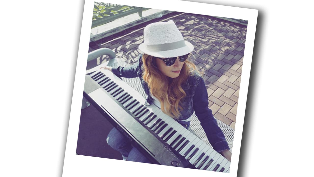 Nikki ya tuvo su primera aprobación por parte del público en La Banda.