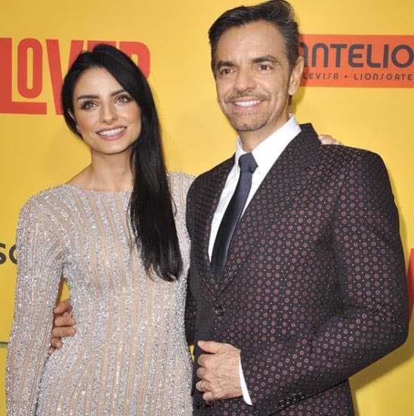 Además de compartir el tweet donde la joven cuestiona el parecido que tiene con Aislinn Derbez, el comediante escribió sorprendido: "¡Ah caray! Sí se parecen, pero JURO que yo nunca he ido a Venezuela".