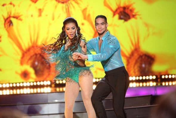 La mexicana que audicionó en San Antonio le dijo adiós a su sueño de ser reina después de haber sido la chica con menos votos del público. Carolina se va agradecida con Denise y la experiencia de haber participado en la octava temporada de Nuestra Belleza Latina.