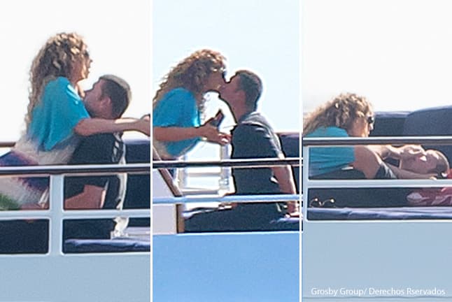 Para Mariah, la vida en el mar es más sabrosa... ¡pero los besos también! Así la captaron en las costas italianas hace un par de días.