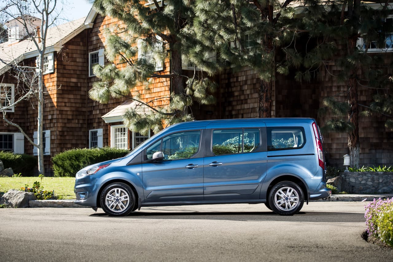 El segundo propulsor de la Ford Transit Connect es un
<b>cuatro cilindros de 2.0 litros de inyección directa,</b> con función Auto Start-Stop y utiliza la misma caja de ocho cambios.