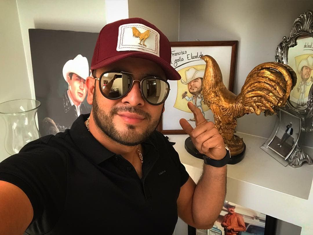 “Se verán desde los inicios de la vida del 'Vale', un poco de la vida de mis papás y de dónde viene este gusto por la música sinaloense”, detalló el hermano del 'Gallo de Oro'.