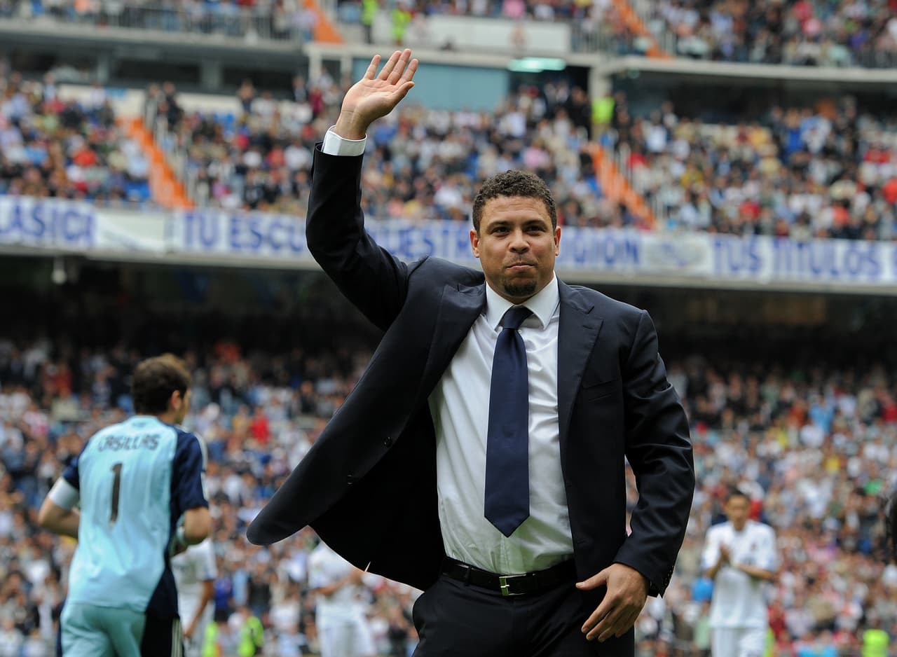 En 2018, Ronaldo se convirtió en presidente del Real Valladolid e inversionista, pues adquirió la mayoría accionaria y, para esto, desembolsó alrededor de 30 millones de euros.