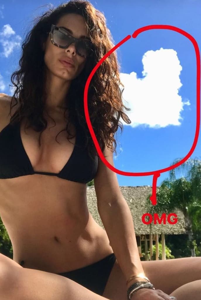 Se nota que Raffaella y Marc Anthony están muy enamorados, pues la modelo italiana subió esta imagen donde señala una nube en forma de corazón.