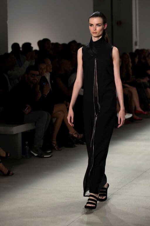 ¿Y quién no podría amar estas piezas? Diseñador Karigam. NYFW, Spring/Summer 2016 - 11/09/2015