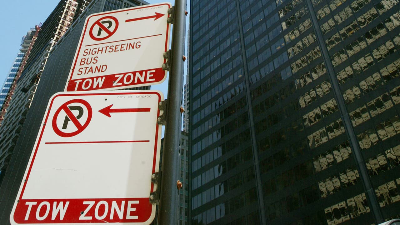 Dejarán de suspender licencias de conducir a quien se haya estacionado indebidamente en Illinois