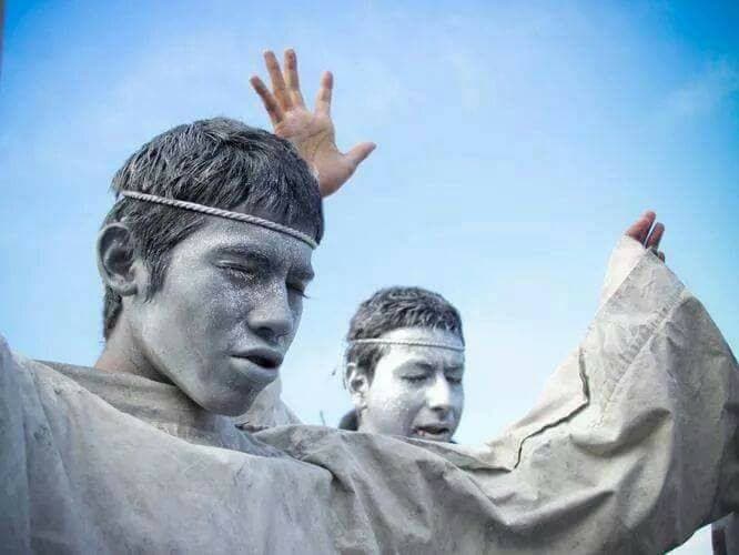 Se llaman los “Ángeles mensajeros” y pertenecen a la comunidad evangélica del Salmo 100 en Ciudad Juárez, México. Con su mensaje enfrentan la ascendente violencia, potenciada especialmente por el crimen organizado.