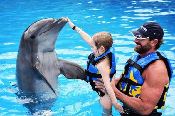 Estas fueron las primeras vacaciones de las niñas solo con su papá, ya que para ese entonces Gabriel y Geraldine ya estaban separados, aunque no habían firmado el divorcio.