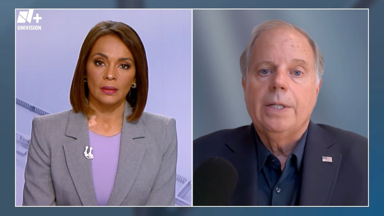 Doug Jones acusa a Trump de socavar la confianza en las elecciones de EEUU