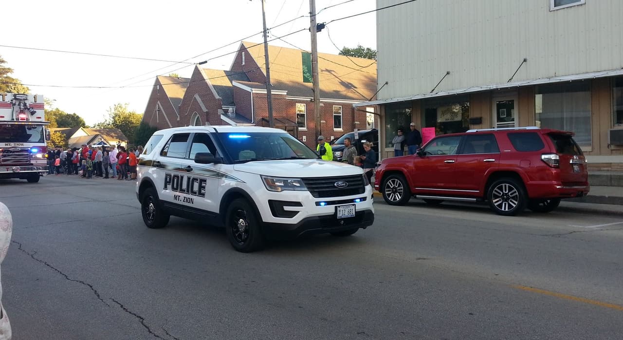 Balean a cuatro menores de edad y a un joven dentro de casa en Zion