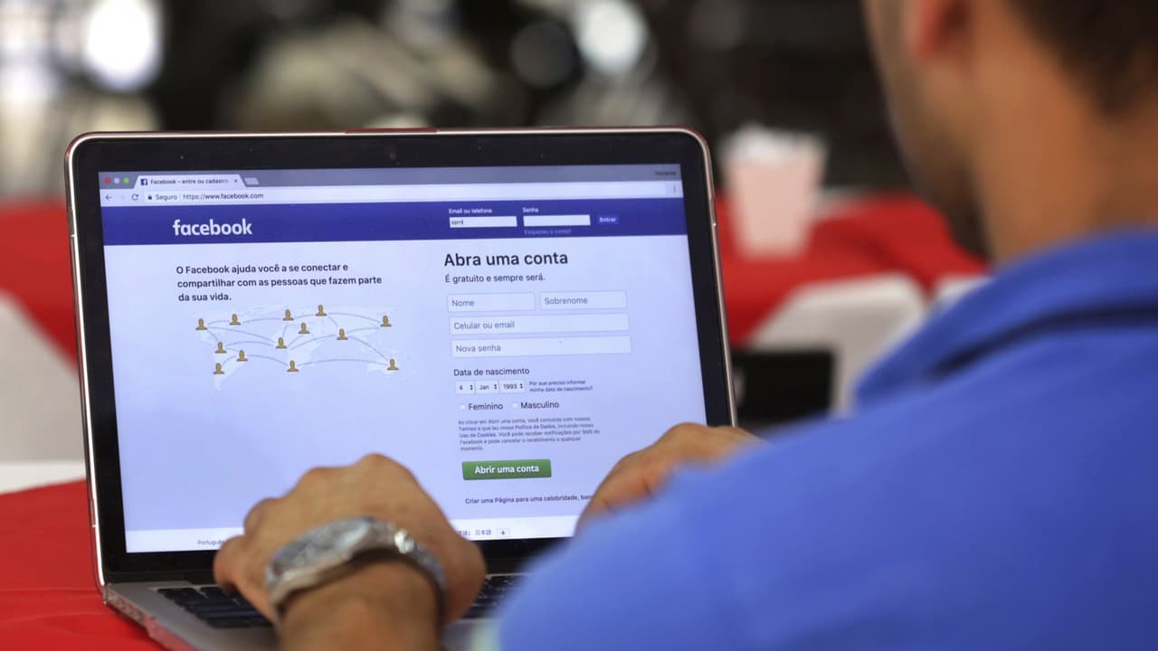 Cómo chequear si estás compartiendo información privada con empresas en Facebook