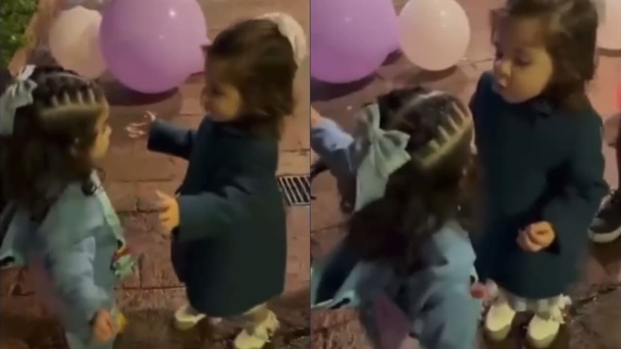 ¡Ternuritas! Tessa y Victoria, hijas de José Eduardo Derbez y Paul Stanley, se divierten juntas