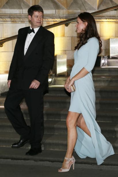 Kate Middleton apenas y se le nota su tripita, pero es una de las más felices.