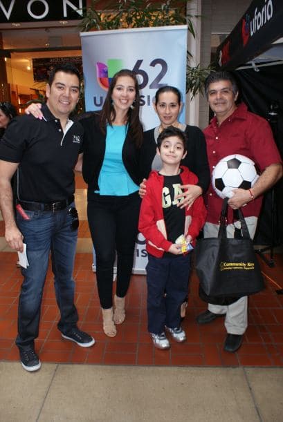 Miles se dieron cita a la octava edición de la Feria Para Aprender, en donde la comunidad hispana recibió información sobre educación en todos los niveles.