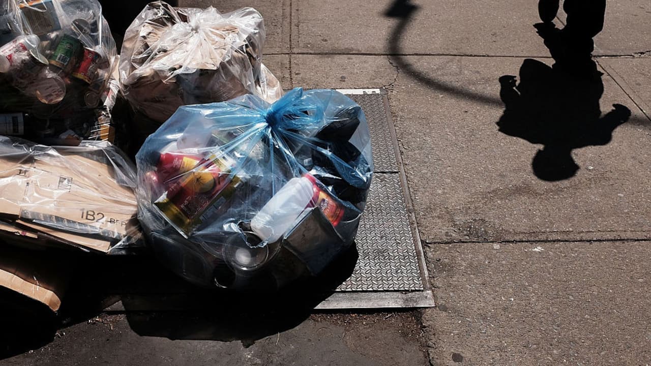 Filadelfia impondrá penas más severas a quienes boten basura ilegalmente