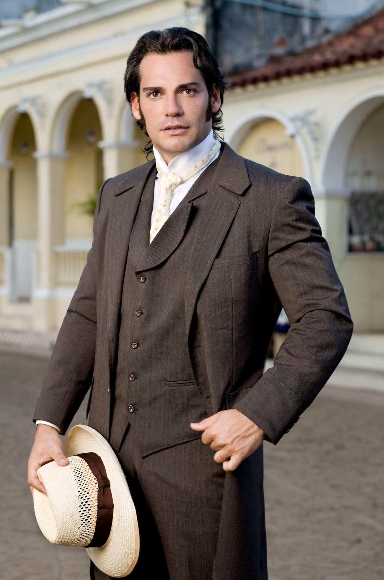 <b><a href="http://www.univision.com/temas/cristian-de-la-fuente">Cristián de la Fuente</a> </b>prefirió guardar silencio y no seguir con este pleito que inició en los foros de grabación.