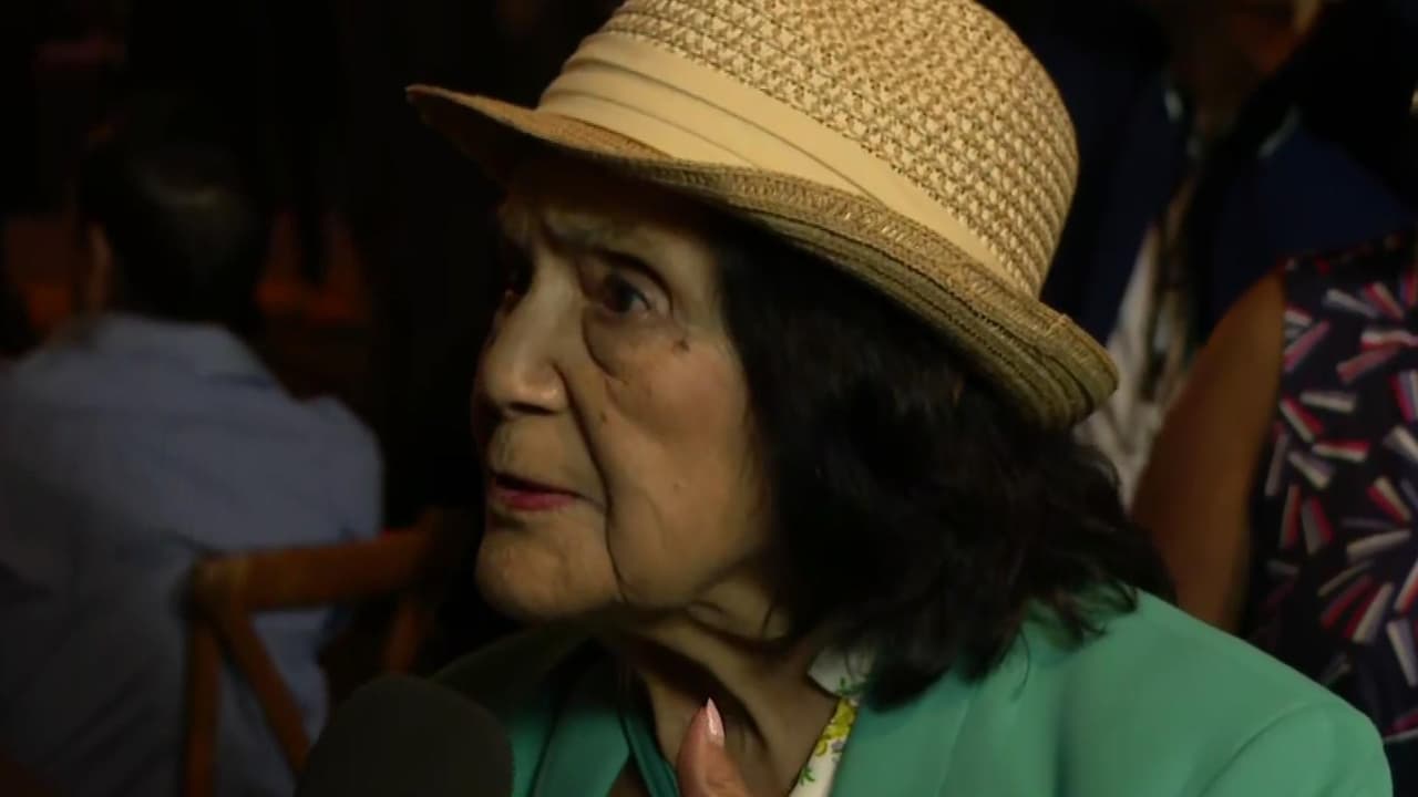 Dolores Huerta reafirma su apoyo a Xavier Becerra y Karen Bass durante elecciones primarias en California