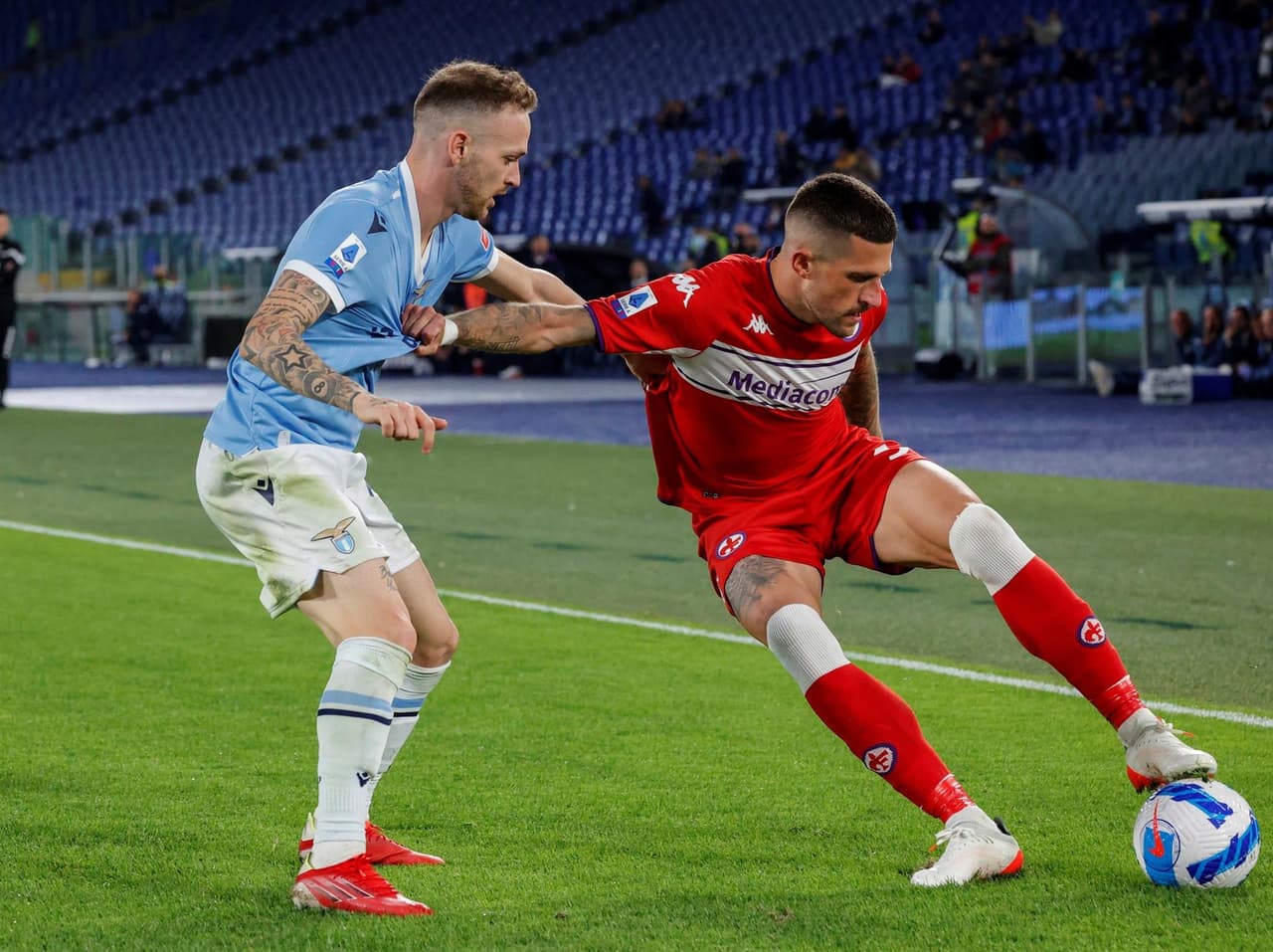 Lazio, con gol de Pedri, se impone ante la Fiorentina 1-0 y se queda con la victoria y con la sexta posición de la tabla en la serie A, mientras que la Fiore está en el lugar número 8.