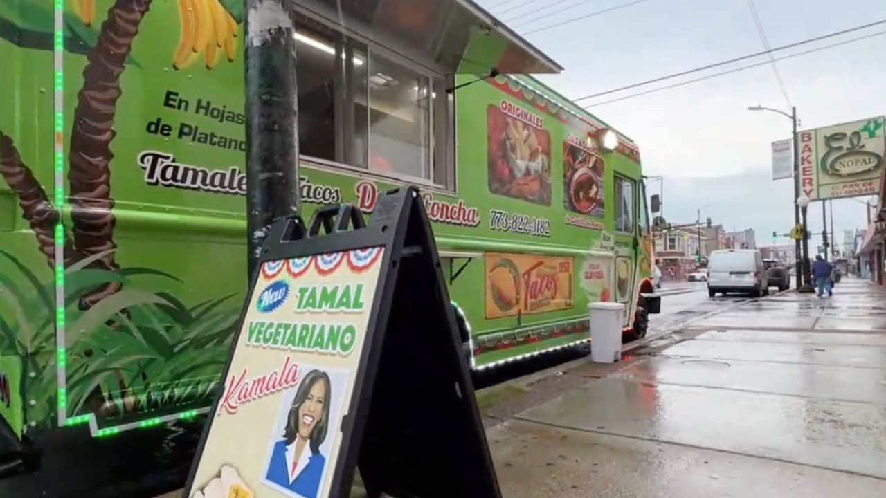 Pero Doña Concha quiere ir más allá con sus platillos, ella dice que quiere que Kamala Harris entienda a los hispanos. 
<br>
<br>“Yo pienso que ella sí puede ser una buena Presidenta para nosotros", comenta, "Porque nos tiene que entender que, como hispanos, 
<b>pagamos nuestros impuestos y somos la gente más luchona.</b> A comparación de otras personas que nos tratan de delincuentes y de lo peor”.
<br>