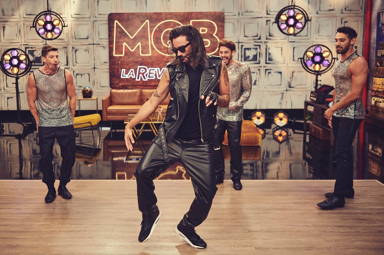 Diego Amozurrutia no se quedó atrás y también presumió algunos pasos.