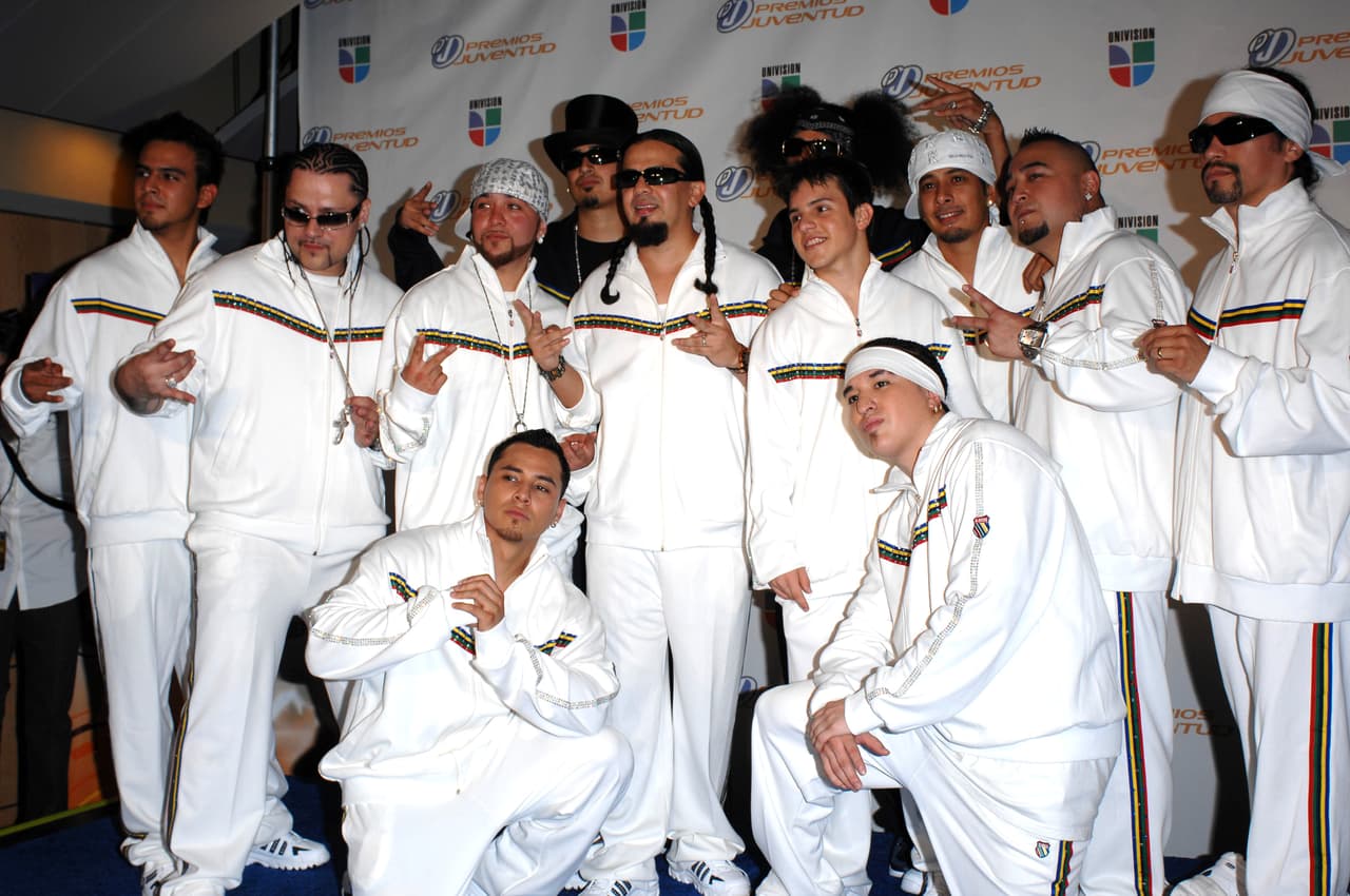 Al año siguiente (2007), Cruz regresó a la alfombra azul de Premios Juventud con un nuevo grupo: los Súper Reyes, que no tuvieron el mismo impacto.